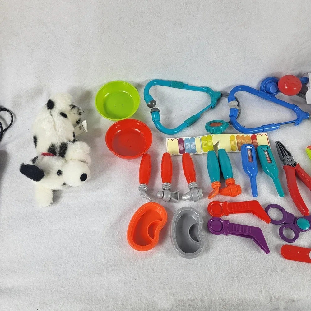 Veterinary Pretend Play Kit Pet Medical Doctor Set Toys Dog Imagination 20+ pcs